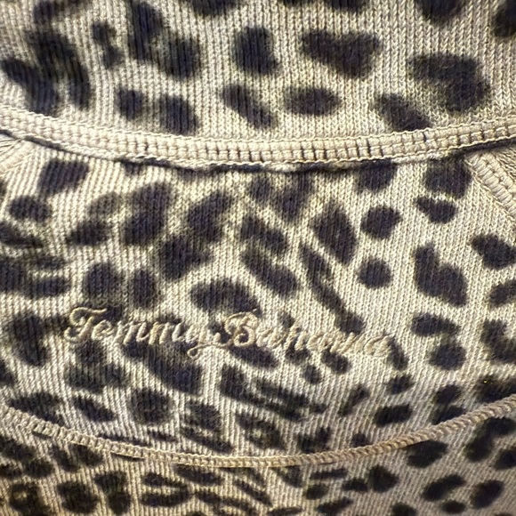 Tommy Bahama Olive Leopard Print Half-Zip - Picture 6 of 6